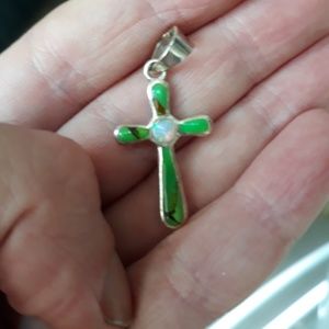 GREEN TURQUOISE AND OPAL PENDANT